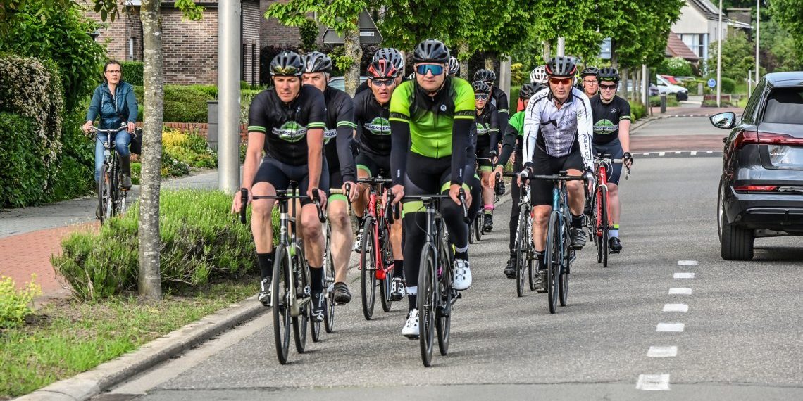 230525-wielertoeristen-vp-dd-5930-2100×1397-818dfa3e-3756-407f-9cb1-2ad1e82eeaee-1140