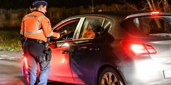 231221-alcoholcontrole-heistodberg-dd-4788-720×479-807f2697-384d-46f8-a126-812d94464d18.d42549c4-bccf-86fe-4f22-dc0ddf9231d6