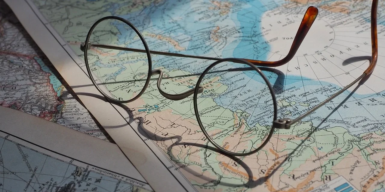 pixabay-eyeglasses-8227429_1280